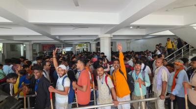 कटरा से मिर्जापुर तक नवरात्रि की धूम, तीसरे दिन मां चंद्रघंटा के