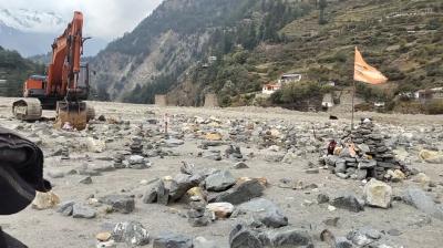 उत्तरकाशी: कल्पकेदार मंदिर के अस्तित्व को बचाने के लिए ग्रामीणों ने