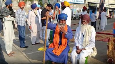 पंजाब: परविंदर झोटा के अंतिम संस्कार में देरी, परिवार और प्रशासन के