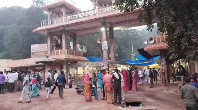 मध्य प्रदेश: ग्वालियर में अनियंत्रित ट्रक शीतला माता मंदिर के पास कई