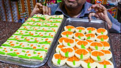 मिठाई, चटनी और स्नैक्स में मनमाने रंग मिलाने पर सख्ती, खाद्य