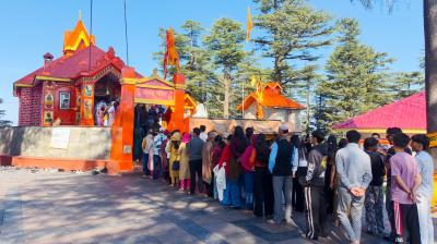 हिमाचल प्रदेश के सात प्रमुख मंदिरों और शक्तिपीठों में दस लाख से अधिक