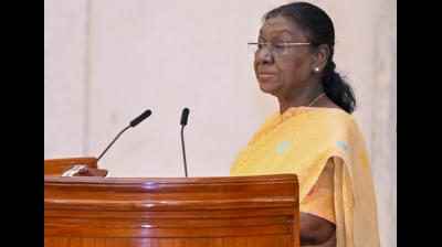 एशियन पैरा गेम्स: राष्ट्रपति द्रौपदी मुर्मु ने पदक विजेताओं आयुष,