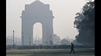 दिल्ली-एनसीआर में 306 पार हुआ एक्यूआई, 27 अक्टूबर तक 17 डिग्री तक