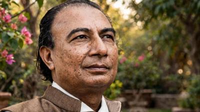 साहिर लुधियानवी: गरीबी ने छीनी मोहब्बत तो कलम से लिखी तकदीर, बने