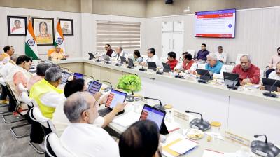 योगी कैबिनेट में 22 प्रस्तावों को मंजूरी, शिक्षकों-कर्मचारियों को