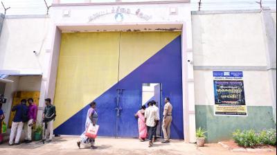 थेनी जेल से 17 कैदी फरार होने के बाद तमिलनाडु की सभी जेलों में तैनात