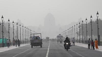 दिल्ली-एनसीआर में ठंड ने दी दस्तक, अगले तीन दिन तक बारिश के आसार