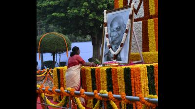 राष्ट्रपति, उपराष्ट्रपति और गृह मंत्री समेत कई नेताओं ने सरदार पटेल