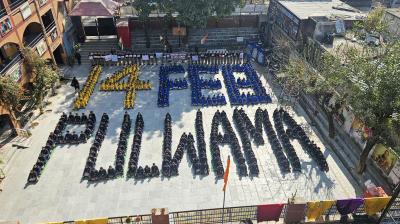 पुलवामा हमले की बरसी: पीएम मोदी ने किया शहीद जवानों को याद, खड़गे-शरद पवार ने भी दी श्रद्धांजलि