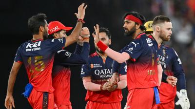 आईपीएल 2026: वसीम जाफर ने चुनी आरसीबी की प्लेइंग इलेवन, बड़े ओपनर को किया बाहर