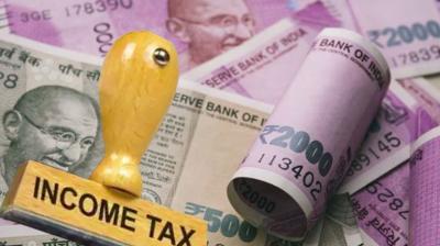 1 अप्रैल से बदल सकता है इनकम टैक्स सिस्टम: जानें आपकी जेब पर क्या होगा असर
