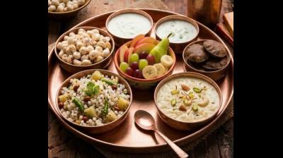 नवरात्रि विशेष: सात्विक और पौष्टिक व्रत की थाली से रखें खुद को फिट, कमजोरी नहीं होगी महसूस