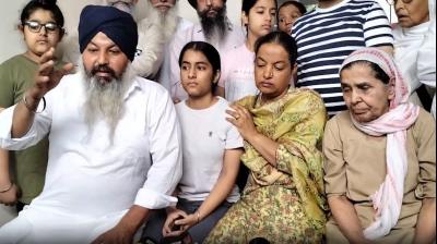 अमृतसर गगनदीप सुसाइड केस: परिवार का 24 घंटे का अल्टीमेटम, पूर्व मंत्री भुल्लर की गिरफ्तारी की मांग