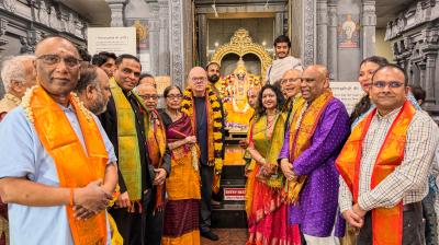 मैसाचुसेट्स के मंदिर पहुंचे यूएस कांग्रेसमैन मैकगवर्न, दिखा सामुदायिक जुड़ाव