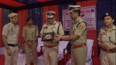 ऑपरेशन विश्वास: दिल्ली की शाहदरा पुलिस ने चोरी किए गए 1600 मोबाइल मालिकों को लौटाए