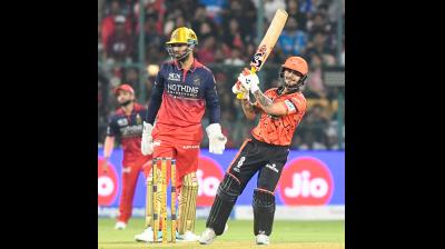 आईपीएल 2026: कप्तान ईशान किशन की विस्फोटक पारी, एसआरएच ने आरसीबी को दिया 202 रन का लक्ष्य