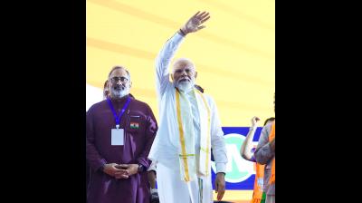 केरल में लोग एलडीएफ और यूडीएफ के कुशासन से नाखुश: प्रधानमंत्री मोदी