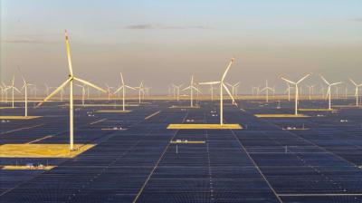 अदाणी ग्रीन एनर्जी की वित्त वर्ष 2026 में बड़ी छलांग, नवीकरणीय ऊर्जा क्षमता में की रिकॉर्ड 5 गीगावाट से अधिक की वृद्धि