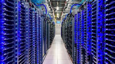 भारत की डेटा सेंटर क्षमता 2026 में 30 प्रतिशत बढ़ने की उम्मीद: रिपोर्ट