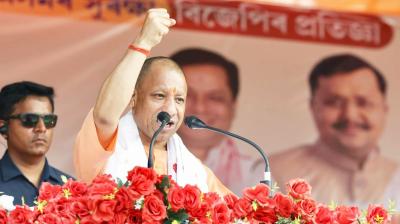 'असम को नहीं बनने देंगे लव जिहाद और लैंड जिहाद की धरती', बारपेटा में गरजे सीएम योगी