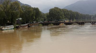 जम्मू-कश्मीर में फिलहाल बाढ़ का खतरा नहीं, नदियों और नालों में पानी का स्तर सामान्य