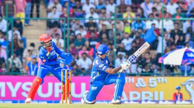 आईपीएल 2026: सूर्यकुमार यादव का अर्धशतक, डीसी के सामने एमआई ने रखा 163 रन का टारगेट