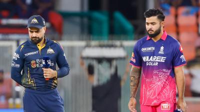 आईपीएल 2026: जीटी के खिलाफ टॉस जीतकर आरआर ने चुनी बल्लेबाजी, गिल की जगह राशिद कप्तान