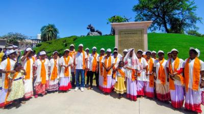 असम के चाय बागानों से अयोध्या तक: रामलला के दरबार में पहुंचे कर्मयोगियों की आंखों में कौतूहल और आस्था