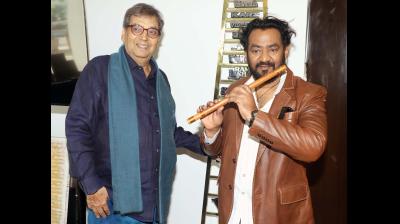 'द जर्नी ऑफ बांसुरी' पर बोले 'धुरंधर' स्टार नवीन कुमार-यह किताब मेरे लिए बेहद खास