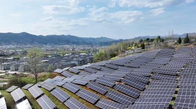 लगातार जारी है चीन की सौर ऊर्जा का विस्तार