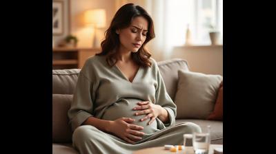 गर्भावस्था में हाथ, पैर या चेहरे में सूजन? जानें कारण और आसान घरेलू उपाय