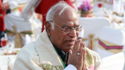 खड़गे ने अपने बयान पर जताया खेद, कहा- गुजरात के लोगों की भावनाओं को आहत करना मेरा उद्देश्य नहीं था