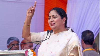 दिल्ली के स्कूलों में स्मार्ट बोर्ड, डिजिटल लाइब्रेरी और कंप्यूटर लैब की व्यवस्था करेंगे: सीएम रेखा गुप्ता