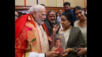 आशा भोसले के निधन पर पीएम मोदी ने जताया दुख, कहा- मुलाकातों की यादें हमेशा संजोकर रखूंगा