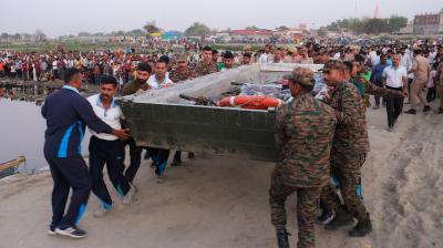 मथुरा नाव हादसे में मृतकों की संख्या बढ़कर हुई 15, सर्च ऑपरेशन अब भी जारी