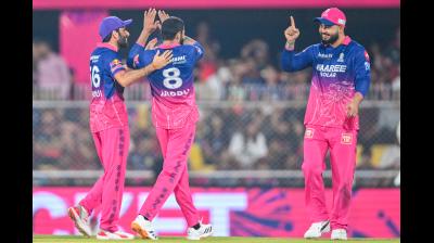 आईपीएल 2026: एसआरएच के खिलाफ आरआर ने टॉस जीतकर गेंदबाजी चुनी, दोनों टीमों में 2-2 बदलाव