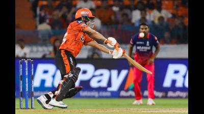 आईपीएल 2026: शतक चूके कप्तान ईशान, एसआरएच ने आरआर को दिया 217 रन का टारगेट