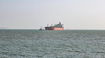 खाड़ी क्षेत्र में सभी भारतीय नाविक सुरक्षित, 2,262 से ज्यादा की हुई वापसी: सरकार