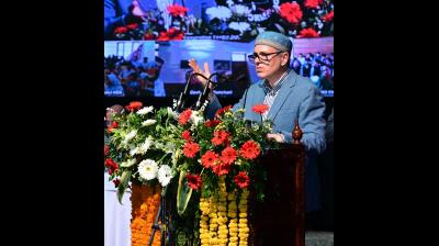 सीएम उमर अब्दुल्ला ने तिरंगे के रंग वाला रिबन काटने से किया इनकार