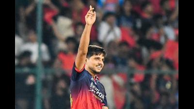 आईपीएल 2026: 'बच्चे के साथ अन्याय', रसिख सलाम को 'प्लेयर ऑफ द मैच' नहीं मिलने पर आकाश चोपड़ा ने उठाए सवाल