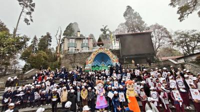 दार्जिलिंग में ईसीआई के मतदाता जागरूकता वॉकथॉन का आयोजन, लोगों ने बढ़-चढ़कर लिया हिस्सा