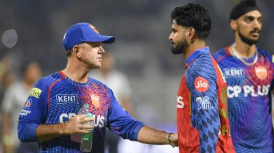 'मैं खिलाड़ियों का समर्थन करने के लिए हूं, उनपर नियंत्रण के लिए नहीं': रिकी पोंटिंग