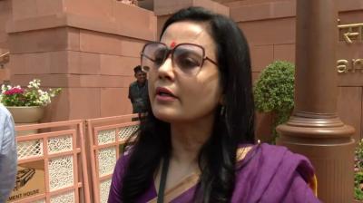 महिला आरक्षण कानून 2023 के संबंध में अब अधिसूचना जारी करना 'गलतियों की हास्य कथा': महुआ मोइत्रा