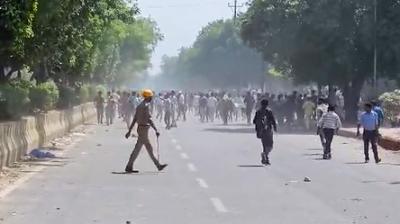 नोएडा श्रमिक हिंसा का मुख्य साजिशकर्ता तमिलनाडु से गिरफ्तार, कई ठिकानों पर एसटीएफ की रेड