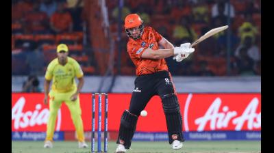 आईपीएल 2026: अभिषेक-क्लासेन का अर्धशतक, सीएसके के खिलाफ एसआरएच ने 9 विकेट खोकर बनाए 194 रन