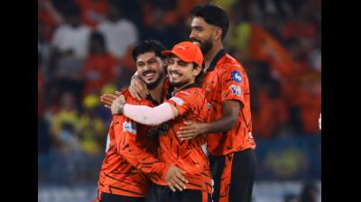 आईपीएल 2026: 'टॉप-4' में पहुंची एसआरएच, सीएसके को हार के बाद भी फायदा, ऑरेंज और पर्पल कैप किसके पास?