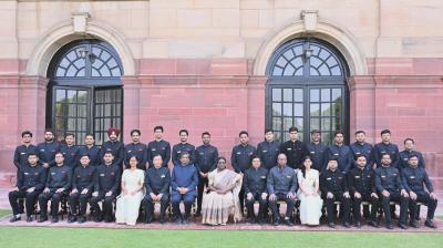 भारतीय रेलवे के प्रोबेशनरी अधिकारियों ने राष्ट्रपति द्रौपदी मुर्मु से की मुलाकात