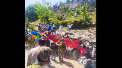 ऊधमपुर बस हादसा: 21 लोगों की मौत, 61 घायल, केंद्र के बाद राज्य सरकार ने भी किया मुआवजे का ऐलान