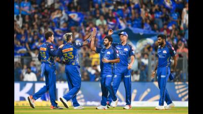 आईपीएल 2026: जीटी ने टॉस जीतकर गेंदबाजी चुनी, एमआई की टीम में 2 खिलाड़ियों का डेब्यू